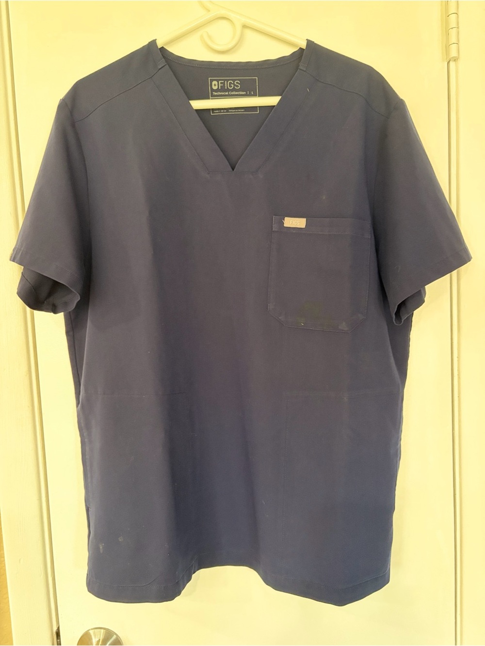 FIGS Technical Collection Navy Blue V-Neck Scrub Top Size L